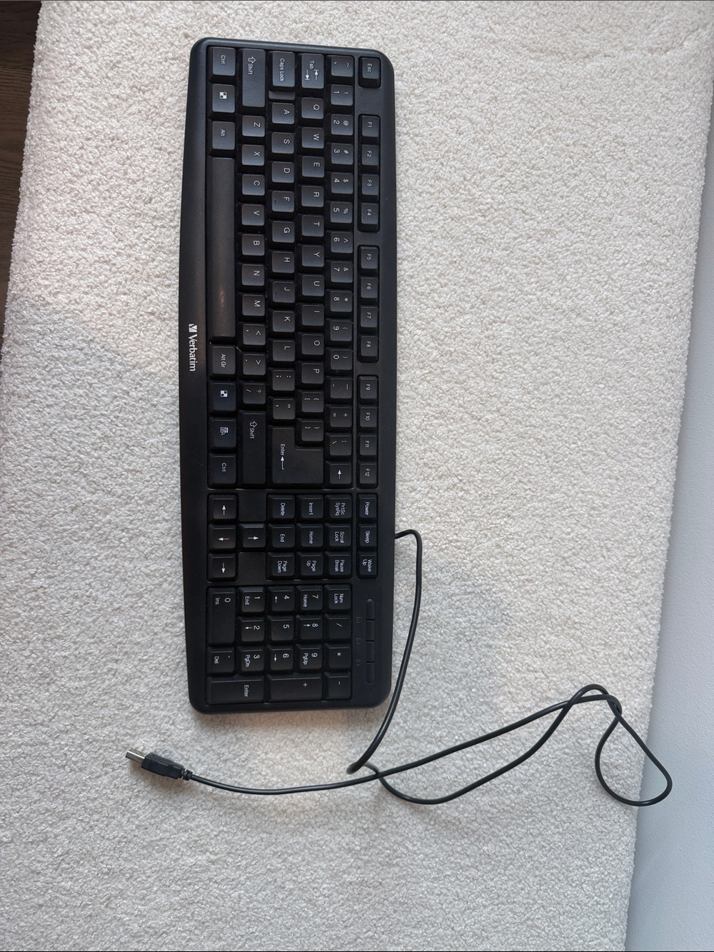 Verbatim Black Wired Compact Full-Size Keyboard with Numeric Keypad